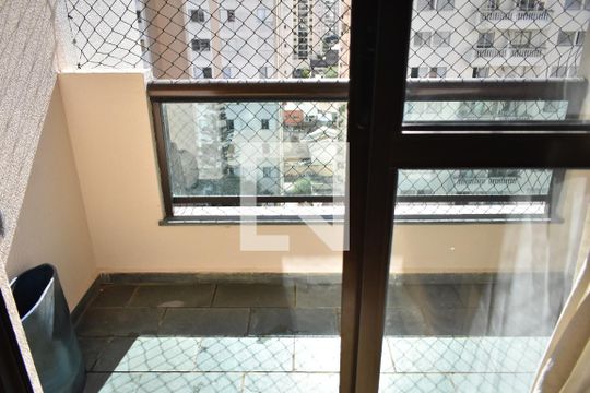 Sacada de apartamento à venda com 2 quartos, 60m² em Parque Imperial, São Paulo