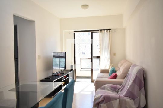 Sala de apartamento à venda com 2 quartos, 60m² em Parque Imperial, São Paulo
