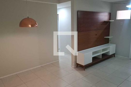Sala de apartamento para alugar com 2 quartos, 60m² em Pechincha, Rio de Janeiro