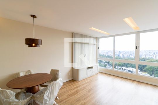 Sala de apartamento para alugar com 3 quartos, 81m² em Santa Tereza, Porto Alegre