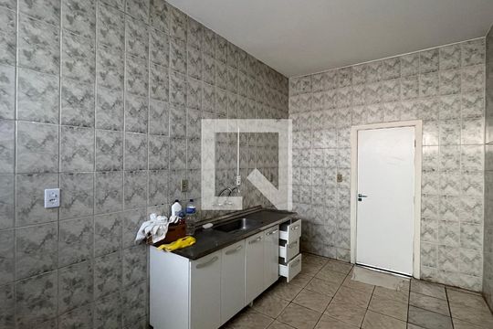 Casa para alugar com 4 quartos, 175m² em Jardim Proença, Campinas