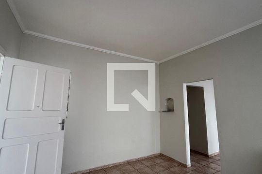 Casa para alugar com 4 quartos, 175m² em Jardim Proença, Campinas