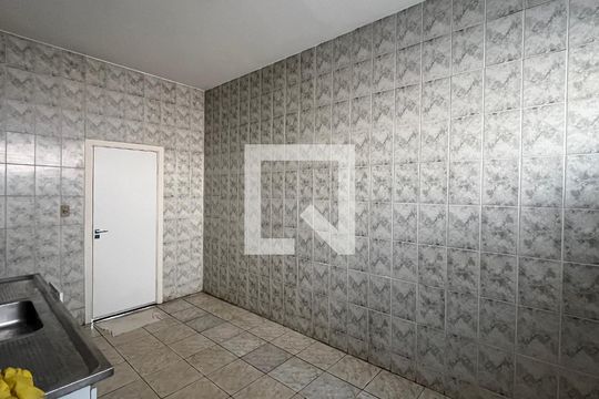 Casa para alugar com 4 quartos, 175m² em Jardim Proença, Campinas