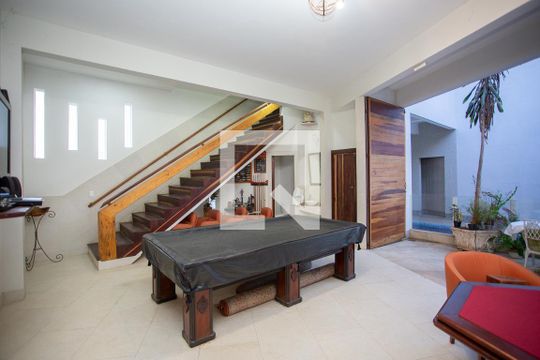 Sala de casa à venda com 3 quartos, 1500m² em Tropical, Contagem
