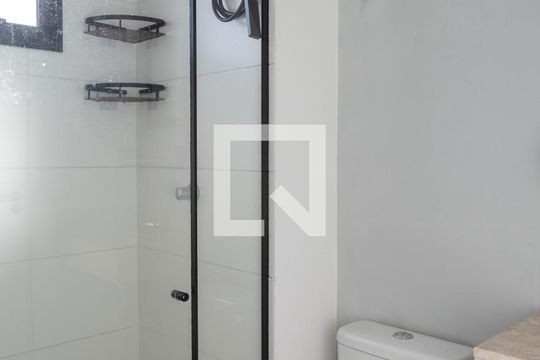 Banheiro de kitnet/studio à venda com 1 quarto, 33m² em Vila Galvão, Guarulhos