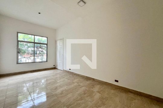 Sala de casa à venda com 3 quartos, 116m² em Parque Jabaquara, São Paulo