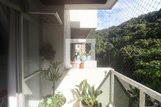 Varanda de apartamento para alugar com 3 quartos, 174m² em Barra Funda, Guarujá