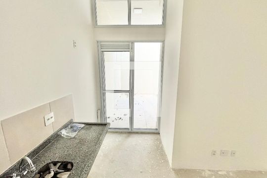 Sala/Cozinha de apartamento para alugar com 2 quartos, 56m² em Parada Inglesa, São Paulo