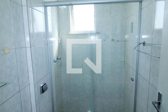 Banheiro de apartamento à venda com 1 quarto, 39m² em Irajá, Rio de Janeiro