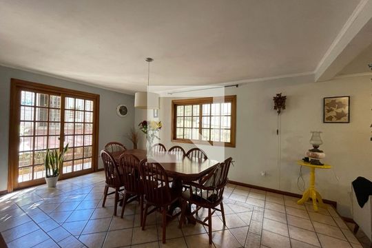 Casa à venda com 2 quartos, 190m² em Feitoria Seller, São Leopoldo