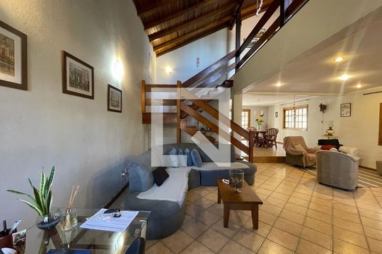 Casa à venda com 2 quartos, 190m² em Feitoria Seller, São Leopoldo