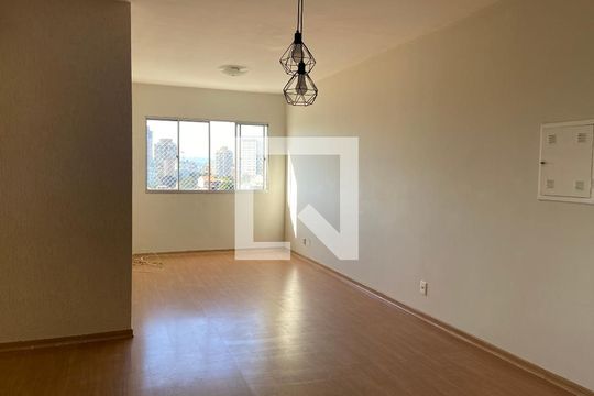 Sala de apartamento à venda com 3 quartos, 76m² em Vila Osasco, Osasco