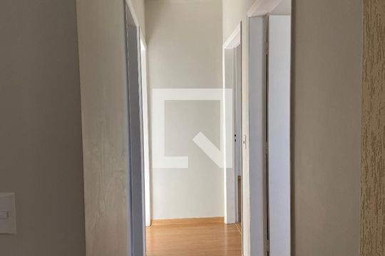 Sala de apartamento à venda com 3 quartos, 76m² em Vila Osasco, Osasco