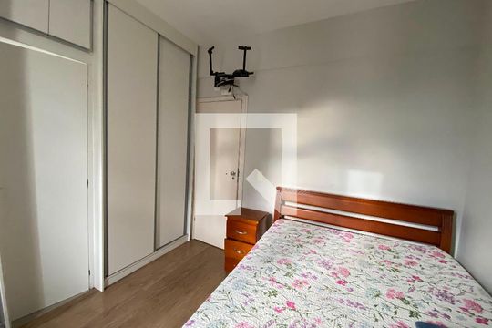 Quarto de apartamento à venda com 1 quarto, 41m² em Funcionários, Belo Horizonte