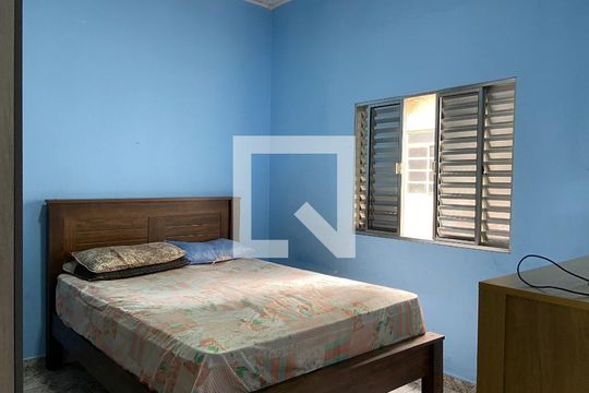 Quarto 1 de casa à venda com 3 quartos, 300m² em I.a.p.i., Osasco