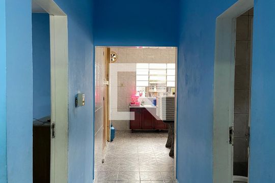 Sala de casa à venda com 3 quartos, 300m² em I.a.p.i., Osasco