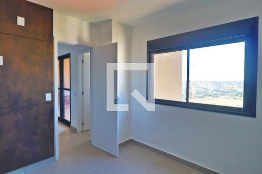 Quarto de apartamento para alugar com 1 quarto, 44m² em Granja Marileusa, Uberlândia