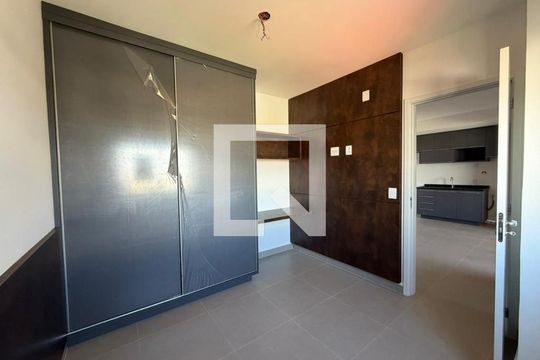 Quarto de apartamento para alugar com 1 quarto, 44m² em Granja Marileusa, Uberlândia