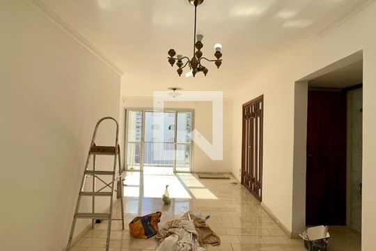 Sala de apartamento para alugar com 3 quartos, 90m² em Pinheiros, São Paulo