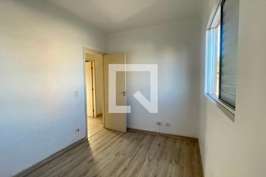 Quarto 2 de casa de condomínio para alugar com 2 quartos, 64m² em Aguassai, Cotia