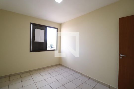Quarto 1  de apartamento para alugar com 3 quartos, 110m² em Centro, Uberlândia
