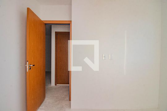 Quarto 1 de apartamento à venda com 2 quartos, 51m² em Rubem Berta, Porto Alegre