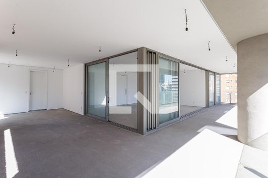 Varanda da Sala de apartamento à venda com 4 quartos, 335m² em Itaim Bibi, São Paulo