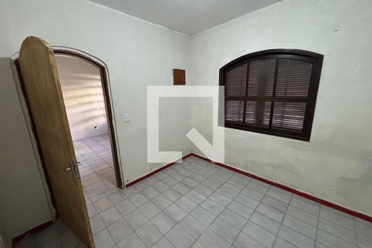 Quarto 1 de casa para alugar com 3 quartos, 120m² em Santa Luzia, Ribeirão Pires