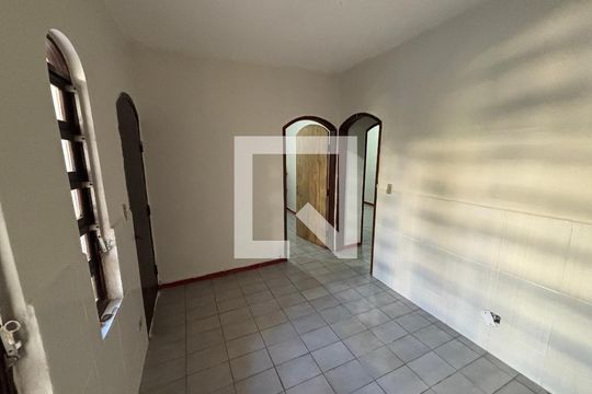 Sala de casa para alugar com 3 quartos, 120m² em Santa Luzia, Ribeirão Pires