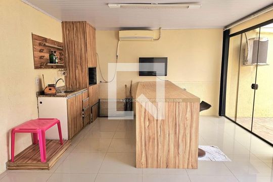 Casa para alugar com 3 quartos, 92m² em Centro, Gravataí