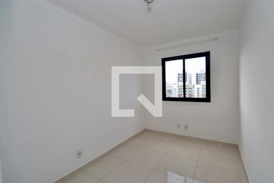 Quarto 1 de apartamento para alugar com 2 quartos, 59m² em Imbuí, Salvador
