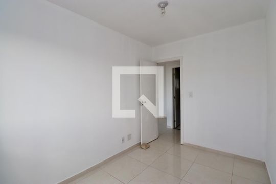 Quarto 1 de apartamento para alugar com 2 quartos, 59m² em Imbuí, Salvador