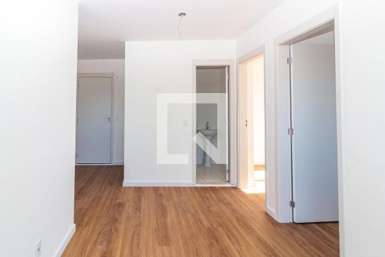 Sala de apartamento para alugar com 2 quartos, 37m² em Vila Gea, São Paulo