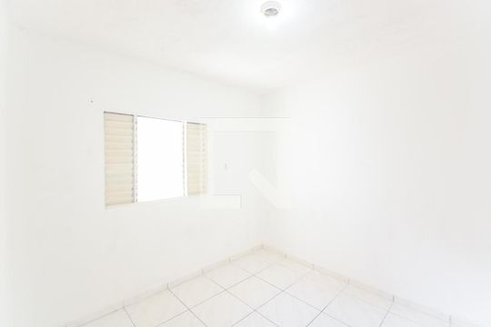 Casa para alugar com 1 quarto, 25m² em Jardim dos Pimentas, Guarulhos