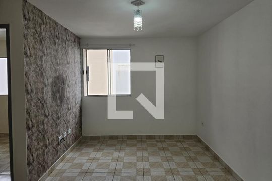 Sala  de apartamento para alugar com 2 quartos, 50m² em Jardim Sao Luis (zona Norte), Guarulhos
