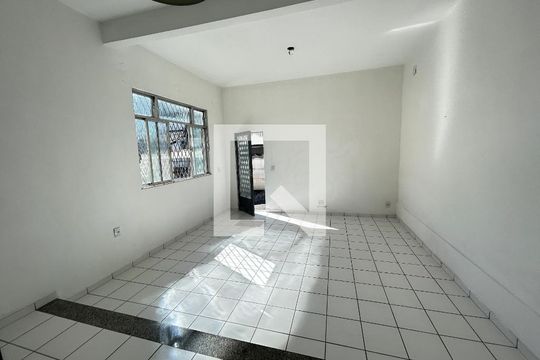 Sala de casa de condomínio para alugar com 2 quartos, 70m² em Anchieta, Nilópolis
