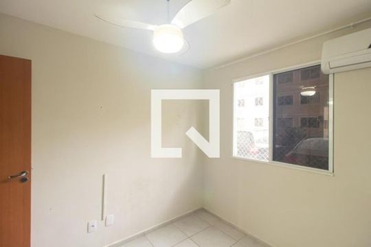 Quarto de apartamento à venda com 2 quartos, 48m² em Campo Grande, Rio de Janeiro