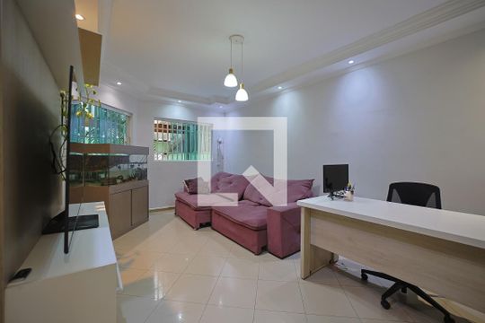 Sala de casa à venda com 3 quartos, 125m² em Vila Granada, São Paulo