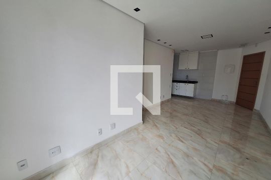 Sala de apartamento para alugar com 2 quartos, 60m² em Campestre, Santo André