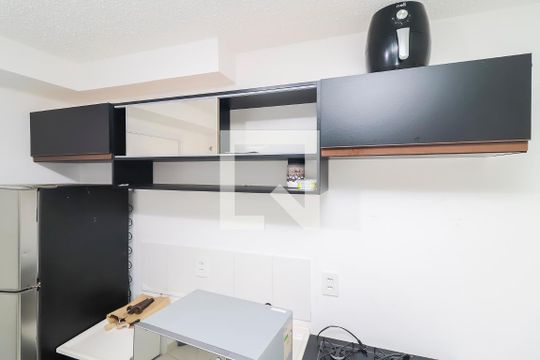 Sala/Cozinha de apartamento para alugar com 2 quartos, 36m² em Jardim Soares, São Paulo
