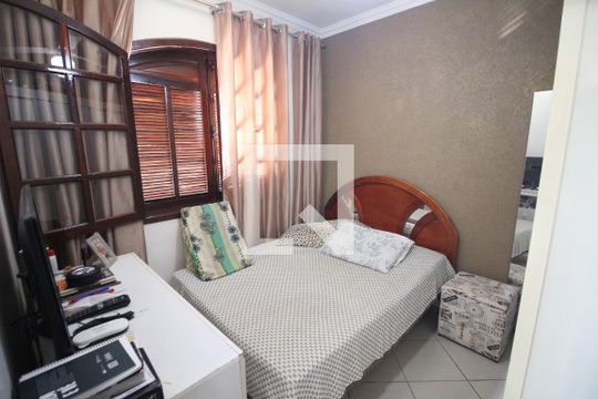 Quarto 1 de casa à venda com 3 quartos, 290m² em Barreiro, Belo Horizonte