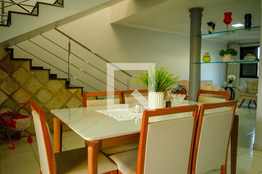 Sala de Jantar de casa à venda com 0 quarto, 330m² em Vila Santa Helena, Goiânia