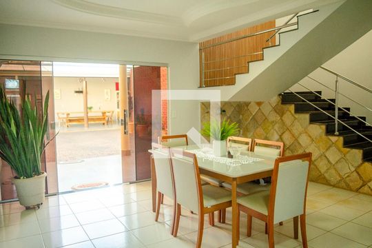 Sala de Jantar de casa à venda com 0 quarto, 330m² em Vila Santa Helena, Goiânia