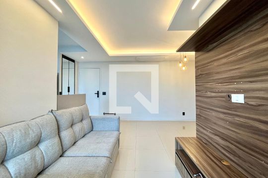 Sala de apartamento à venda com 2 quartos, 59m² em Vila Paulista, São Paulo