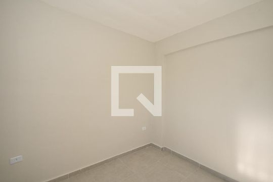 Quarto 1 de casa para alugar com 2 quartos, 50m² em Jardim Eledy, São Paulo