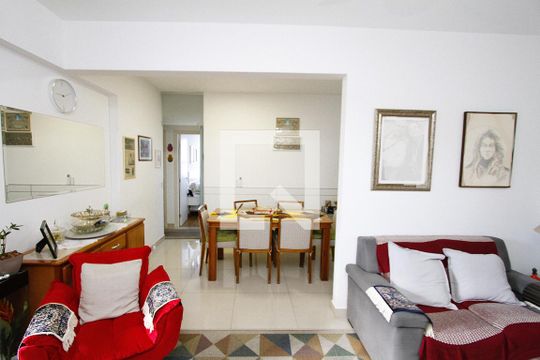 Sala de apartamento à venda com 3 quartos, 80m² em Estoril, Belo Horizonte
