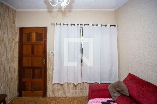 Casa à venda com 3 quartos, 275m² em Vila Nogueira, Diadema