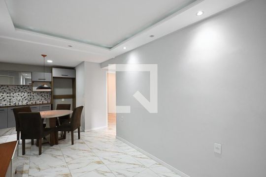 Sala de casa para alugar com 2 quartos, 44m² em Parque Assuncao, Taboão da Serra