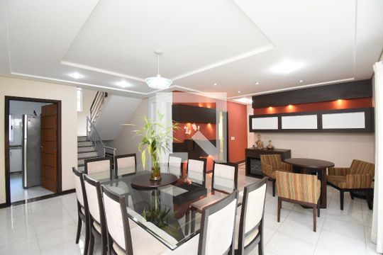 Sala de Jantar de casa de condomínio à venda com 4 quartos, 346m² em Pilarzinho, Curitiba