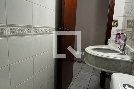 Lavabo de casa para alugar com 2 quartos, 158m² em Vila Vilma, Santo André